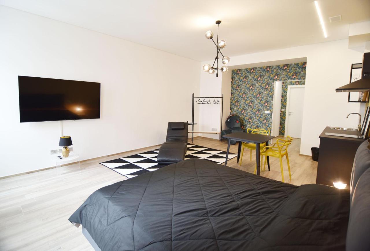 Roma 141 Apartment Фосано Екстериор снимка